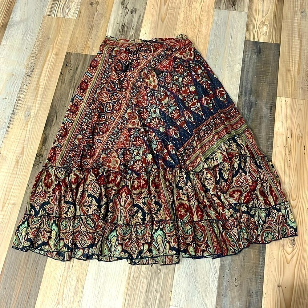 Silky Long CIENNA CHEY SKIRT Size Large